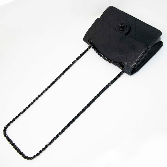 Chanel Vintage Small Lambskin So Black Flap Bag - Picture 5 of 15